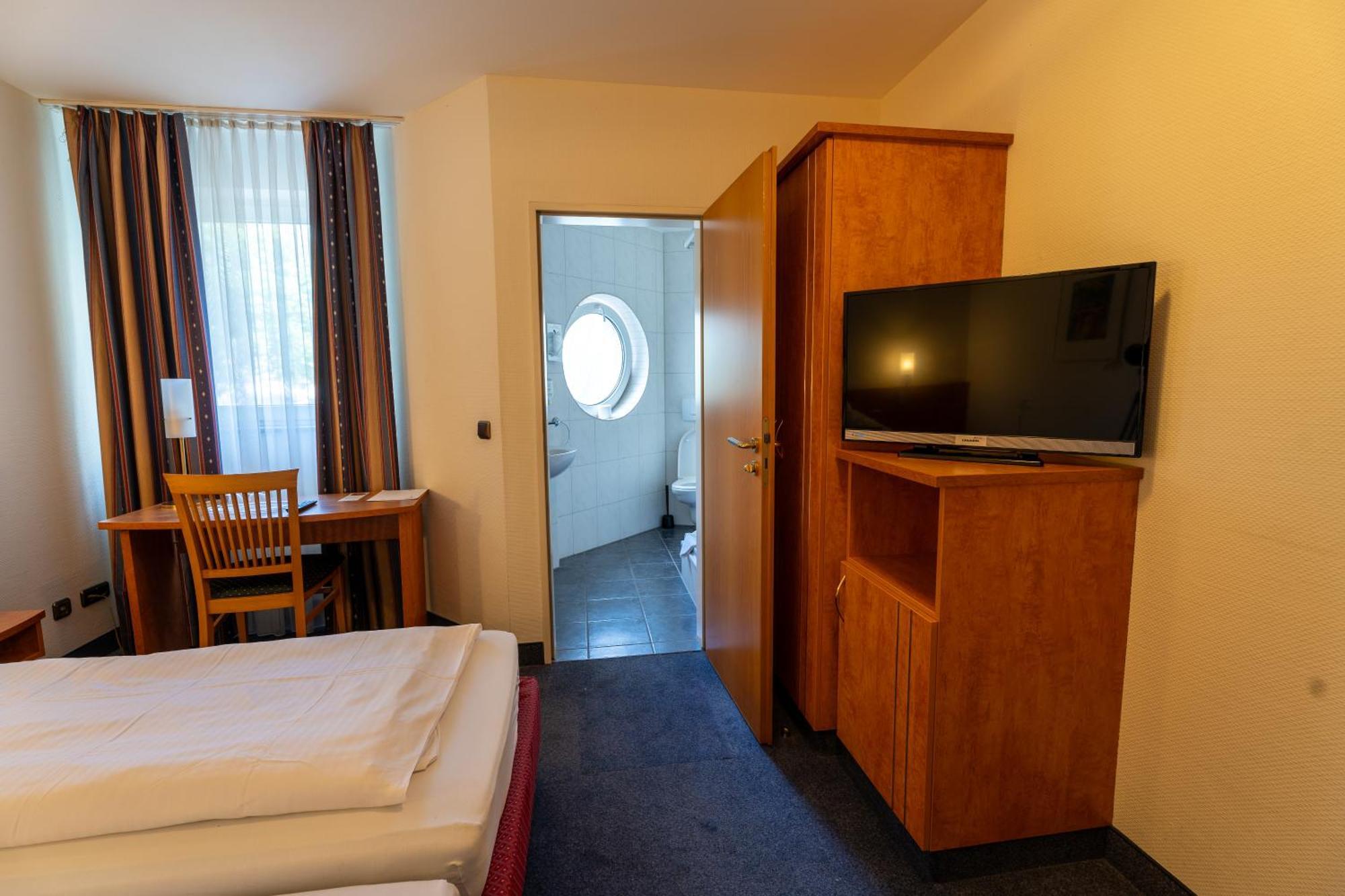 Airport Business Hotel Koeln ภายนอก รูปภาพ