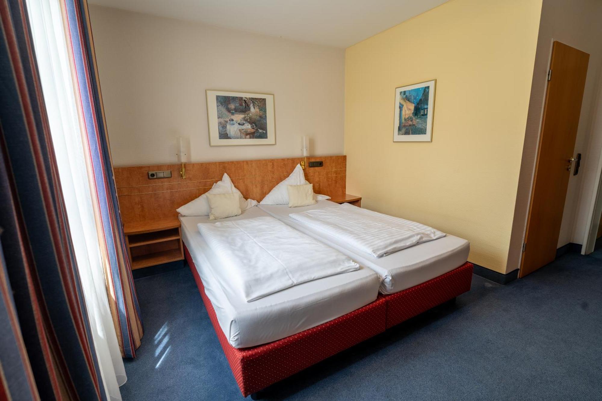Airport Business Hotel Koeln ภายนอก รูปภาพ